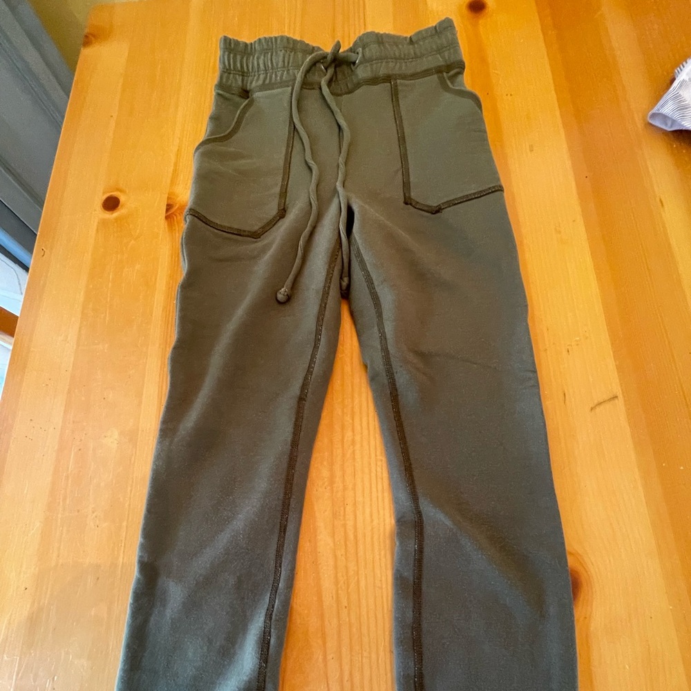 Abercrombie & Fitch Olive Joggers